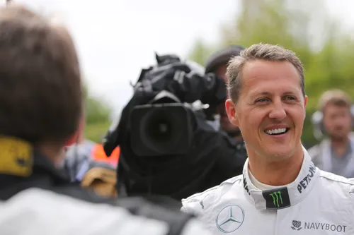 Schumacher bei einer Demonstrationsfahrt auf dem Nürburgring