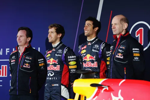 Horner, Vettel, Ricciardo en Newey