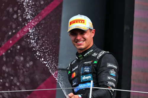 Lando Norris auf dem Silverstone-Podium