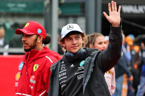 Lewis Hamilton and Andrea Kimi Antonelli in Belgium