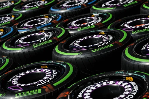 Pirelli bringt die Dinge in Belgien durcheinander