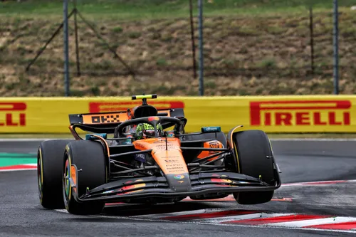Lando Norris wist een P3 om te zetten naar een P1 in Hongarije, en versloeg Piastri met minder dan een seconde