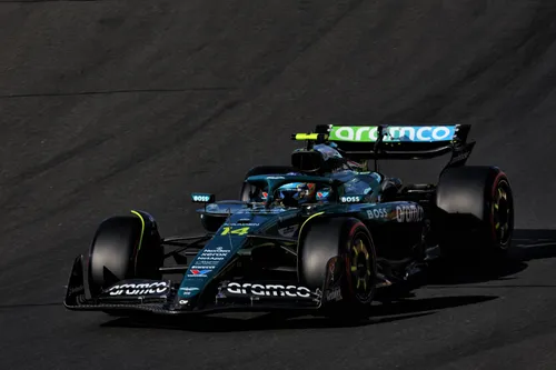 Fernando Alonso drives the AMR25 at the Hungaroring