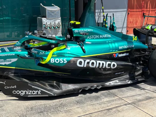 De nieuwe vloer en carrosserie van de AMR25 geïntroduceerd bij de Grand Prix van Emilia Romagna&nbsp;