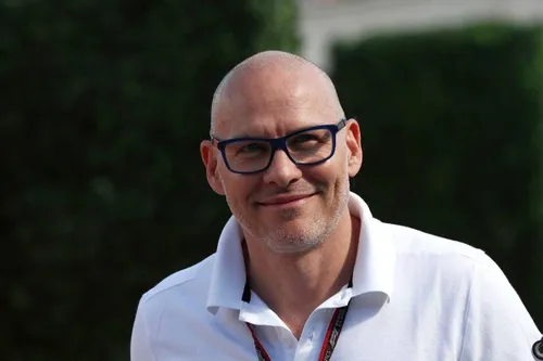 foto_5860478559406110489_y