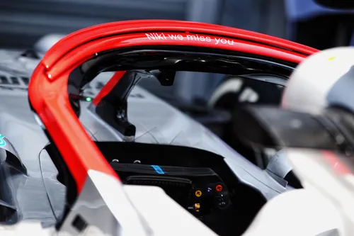 Tribut von Mercedes an Niki Lauda beim Monaco GP 2019