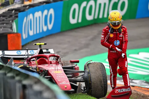 Lewis Hamilton hatte einen Unfall während des Großen Preises der Niederlande