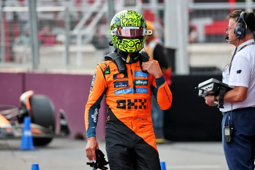 Lando Norris konnte den Crash seines Teamkollegen im Qualifying in Baku nicht ausnutzen. Foto: RacePictures