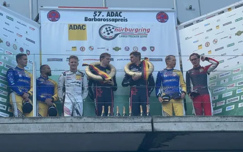 max-verstappen-podium-nurburgring