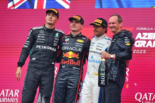 Carlos Sainz und Max Verstappen standen beim Aserbaidschan-GP auf dem Podium – Foto: Race Pictures