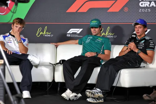 Stroll en Antonelli praten over Verstappen