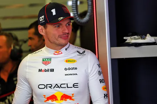 Max Verstappen in Baku - Foto: Racepictures