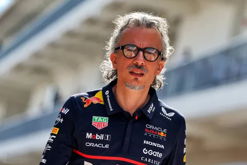 Red Bull Racing-Teamchef Laurent Mekies beim USA-Grand-Prix – Foto: Race Pictures
