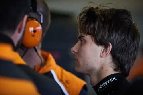 oscar-piastri-mclaren-f1