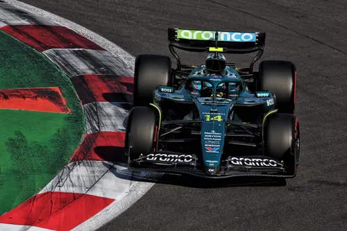 Fernando Alonso beim Großen Preis von Mexiko-Stadt – Foto: Race Pictures