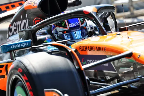 Alex Dunne fährt früher in diesem Jahr im McLaren Auto in Monza - Foto: Race Pictures