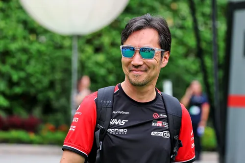 Ayao Komatsu in der Singapur-Fahrerlager - Foto: Race Bilder