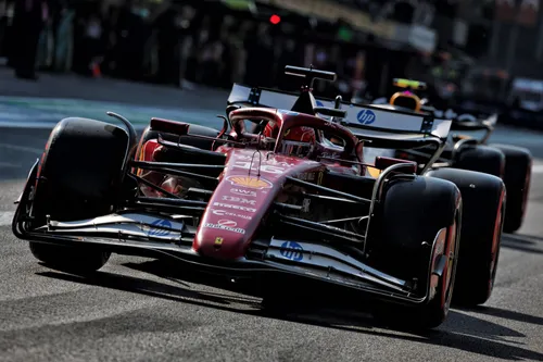 Leclerc lag in Mexiko vorläufig auf Pole, wurde aber Zweiter – Foto: Race Pictures