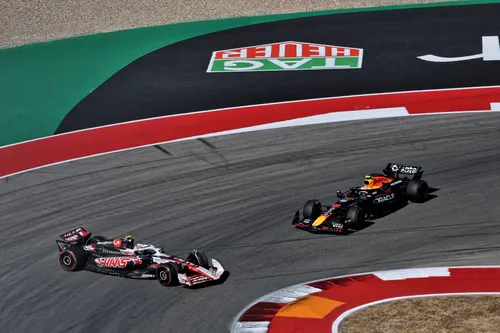 oliver-bearman-yuki-tsunoda-spin-austingp