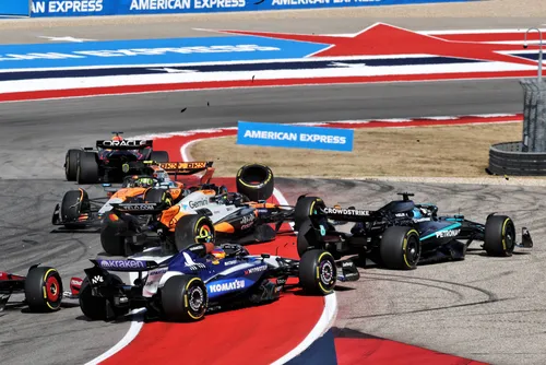 Der Vorfall in Kurve 1 bei COTA, der zu einem doppelten Ausfall führte - Foto: Racepictures&nbsp;