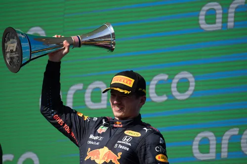verstappen-cota-win-2021-jpg.