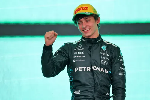 Kimi Antonelli auf dem Podium – Großer Preis von Brasilien