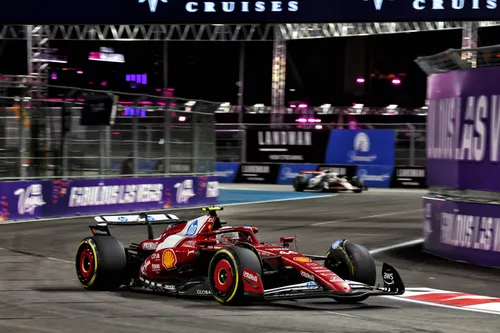 Lewis Hamilton beim Großen Preis von Las Vegas – Foto: Race Pictures