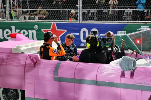 Die Top Drei schienen ihre Lego-Fahrt zu genießen – Foto: RacePictures