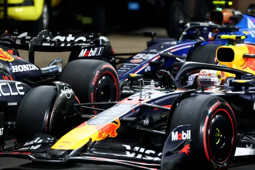 Yuki Tsunoda in Katar - Foto: Red Bull Content Pool