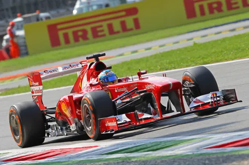 Alonso war der letzte F1-Champion, der die Nummer 3 verwendete – Foto: Race Pictures