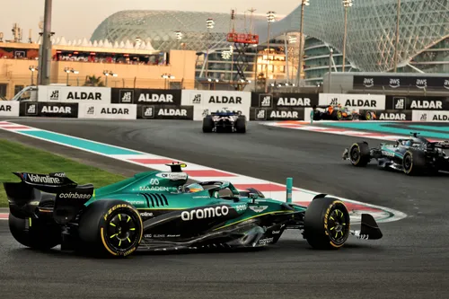 Alonso wurde beim Abu-Dhabi-GP Sechster – Foto: Race Pictures
