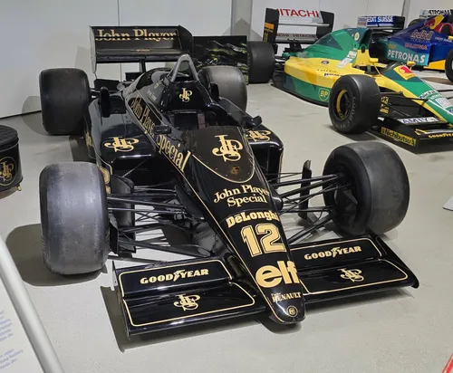 1986_Lotus_98T_F1M
