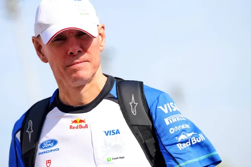 permane-bahrain-racing bulls-racepictures-jpeg