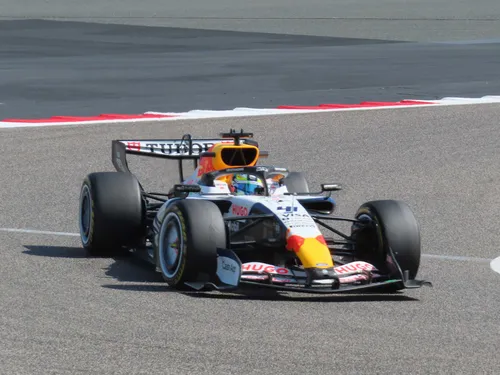 Lindblad_Racing Bulls_ Bahrein