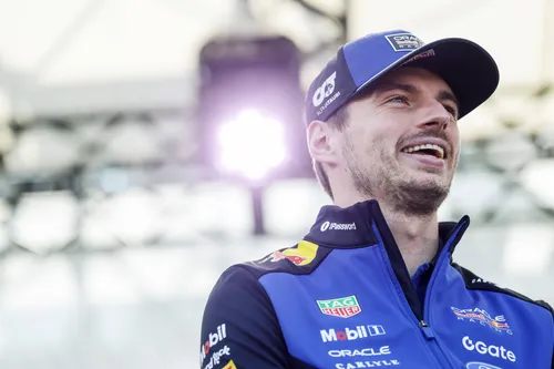 max-verstappen-lachend (2)