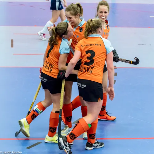 20180204 b9a0610 klaartje de bruijn heeft de beslissende derde goal tegen pinole gescoord