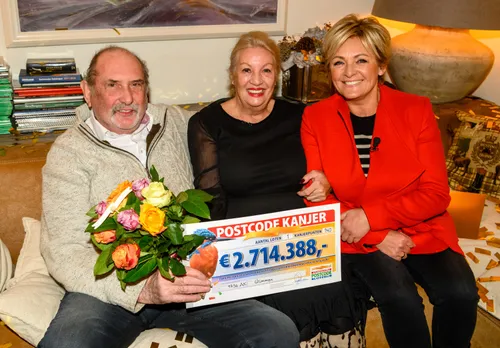 foto 2 brenda en willem uit glimmen winnen postcodekanjer roy beusker fotografie