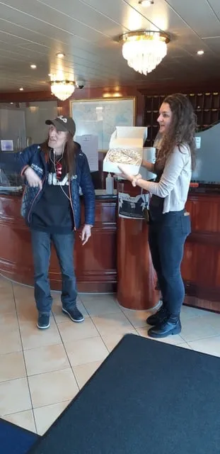 08294ff9 b6a2 4224 8d35 eef6eaaa3dab