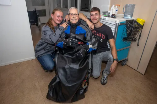 105 jarige en zorghulp