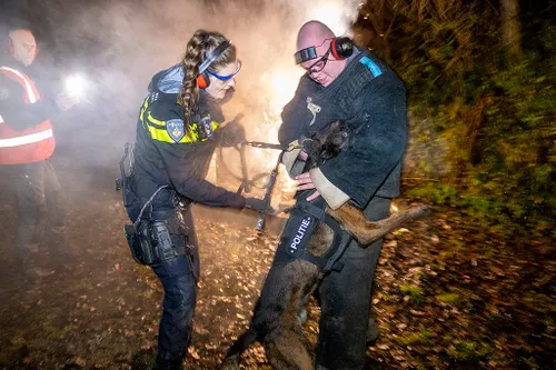 20221222 vuurwerk politiehonden 15