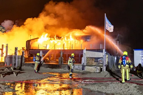 20231215 beach inn 05