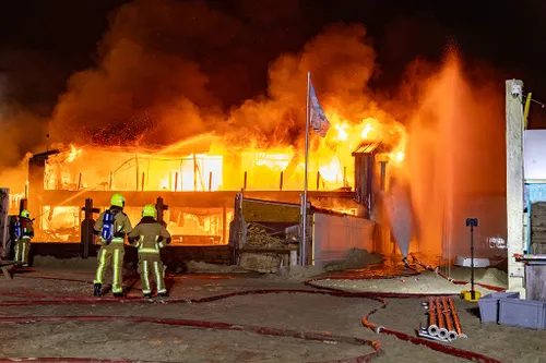 20231215 beach inn 12