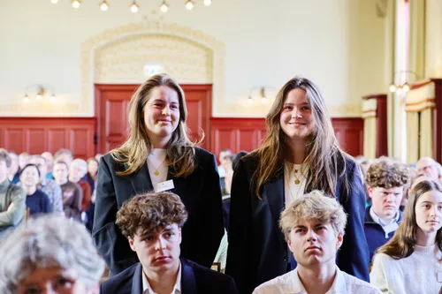 4 kmwh profielwerkstukprijs bibi remans en mirthe romijn mendelcollege