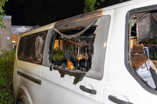 5b509b29 d77d 4f5f 88ce 8ae866a4d515