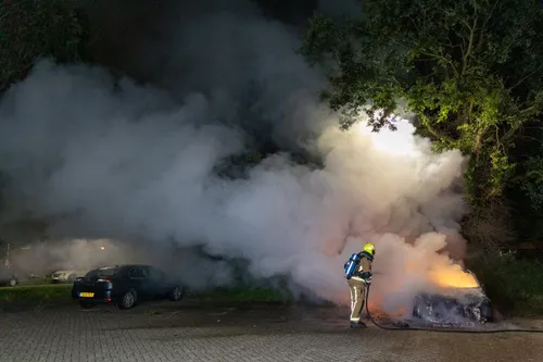 7b67c853 cdb3 41b5 b09c ca95f4daebb5