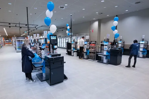 albert heijn vos westergracht heeft 24 zelfscankassas foto albert heijn yasmin hargreaves