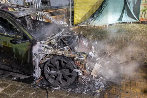 c0925792 329e 4a2f a2de e002fe8c5fde