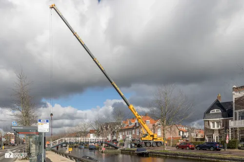 edisonbrug met kraan