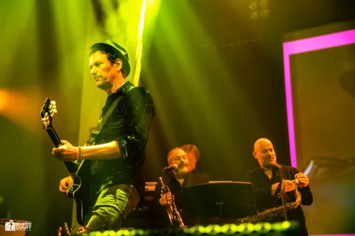 gitarist gr en blazers