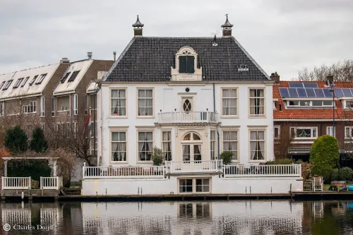 mooi pand aan spaarne